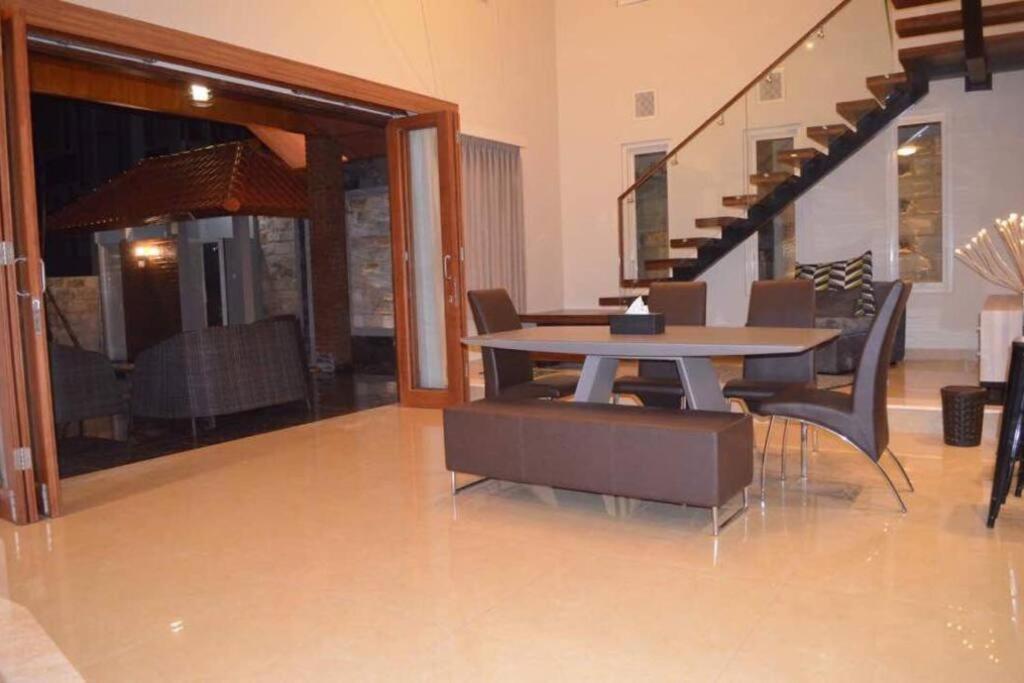 Villa Agro Kusuma Pinus R7 باتو المظهر الخارجي الصورة