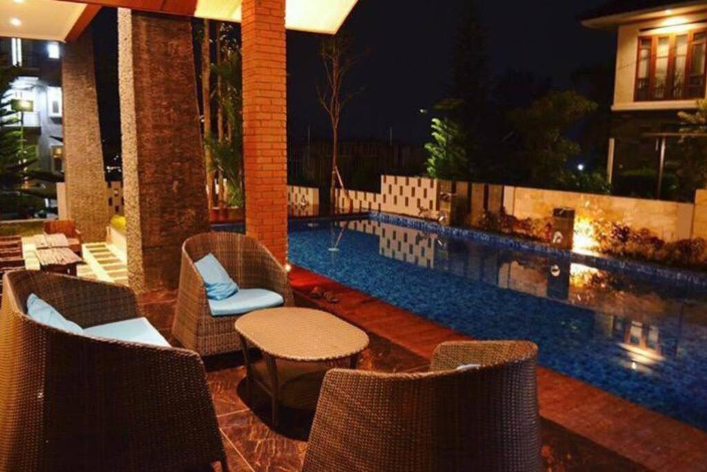 Villa Agro Kusuma Pinus R7 باتو المظهر الخارجي الصورة