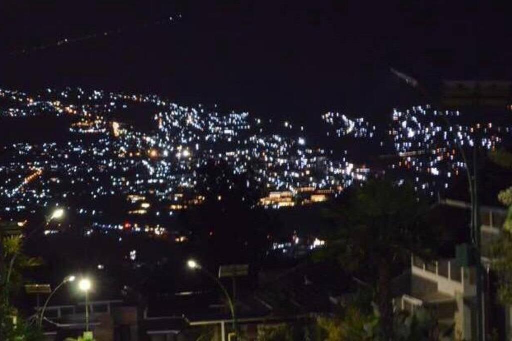 Villa Agro Kusuma Pinus R7 باتو المظهر الخارجي الصورة